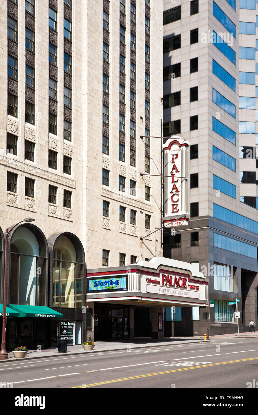 L'extérieur de l'Palace Theatre dans le LeVeque Tower dans le centre-ville de Columbus, Ohio. Banque D'Images