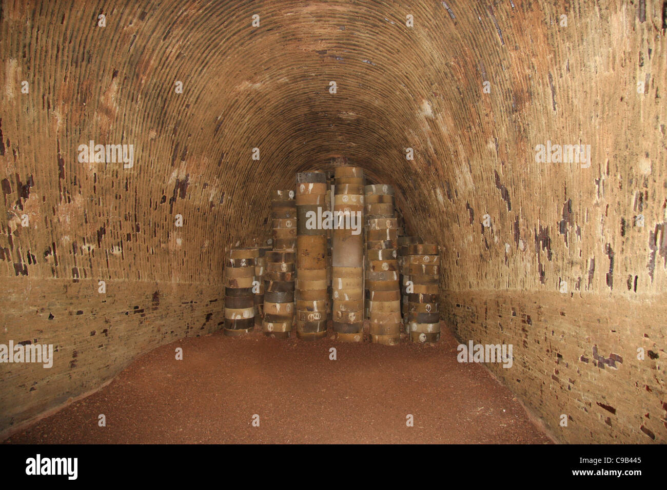 L'intérieur du grand four de la céramique de Jingdezhen, Chine Banque D'Images