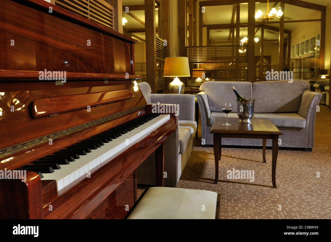 Le piano au lobby de l'hôtel resort Banque D'Images