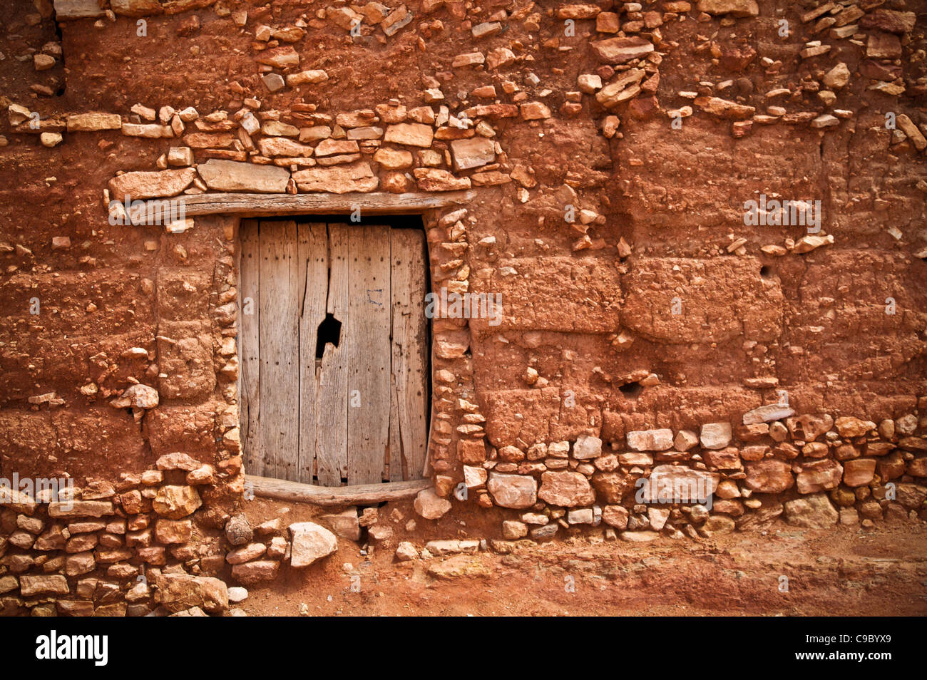 Une maison traditionnelle berbère dans un village sur les montagnes de l'Atlas Banque D'Images