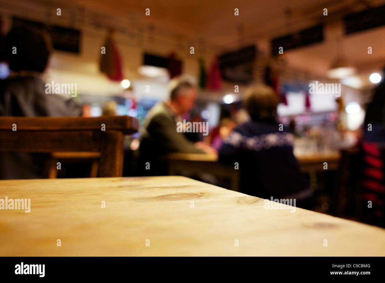 Table dans le restaurant de Bill à Lewes où tout a commencé Banque D'Images