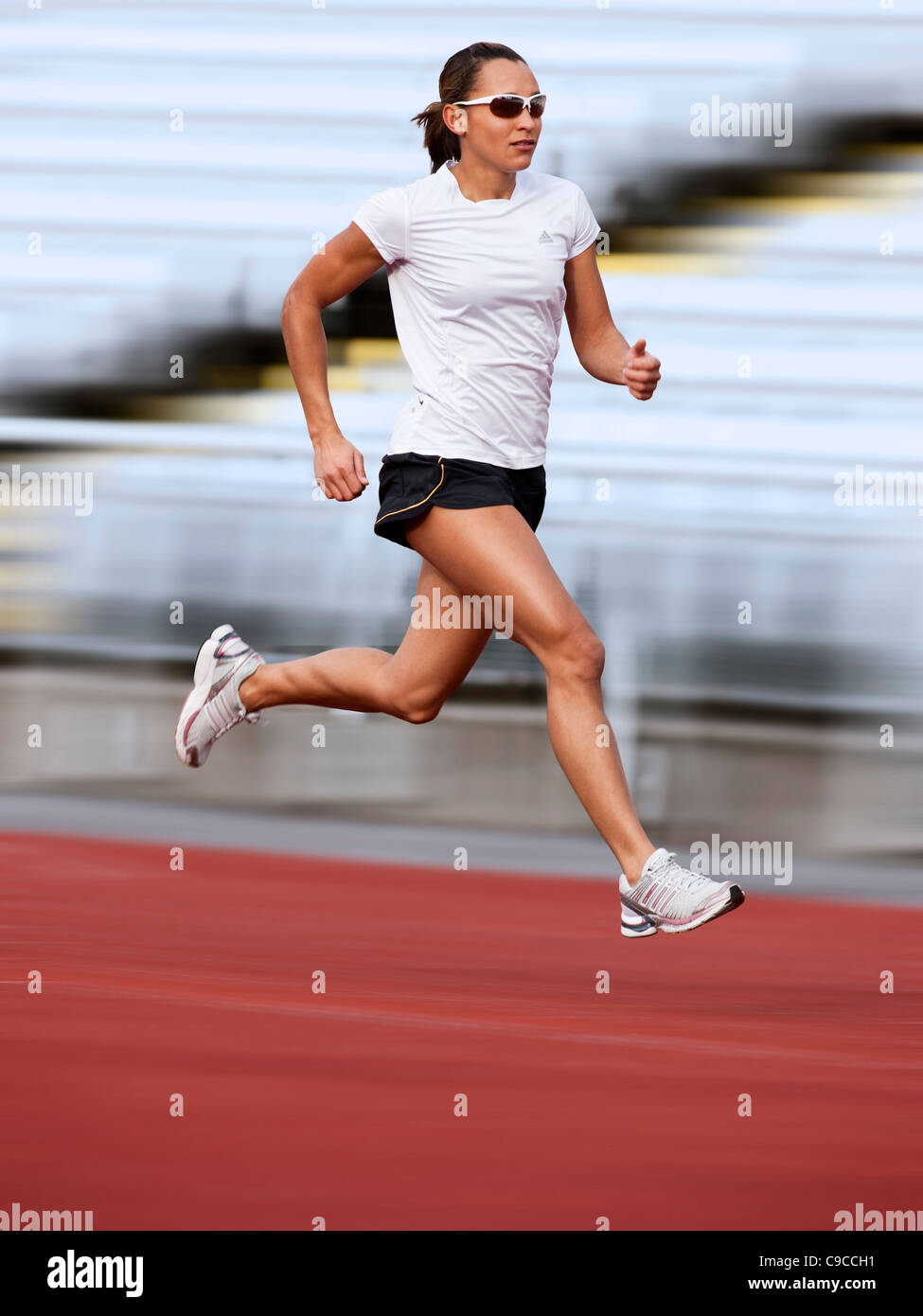 Jessica Ennis la formation. Le Stade Don Valley, Sheffield. Banque D'Images