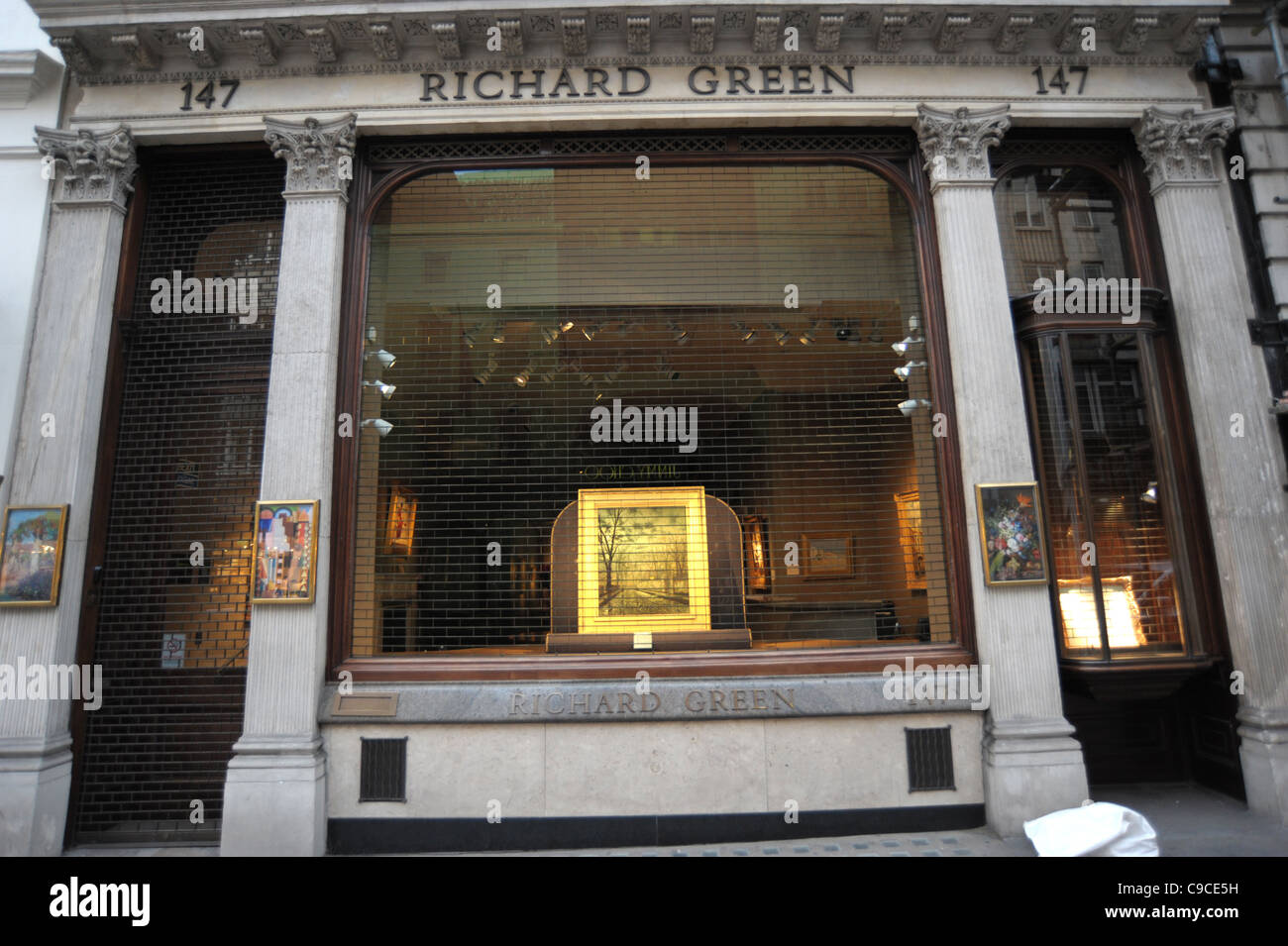 Photo de l'extérieur Richard Green store sur Brutton Street Londres Angleterre 2011 - Image Pruchnie Auteur Ben 2011 Banque D'Images