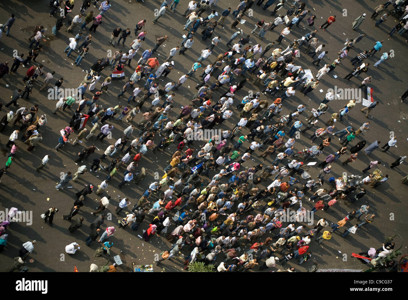 Foule de manifestant sur la place Tahrir, Le Caire, Égypte. Banque D'Images