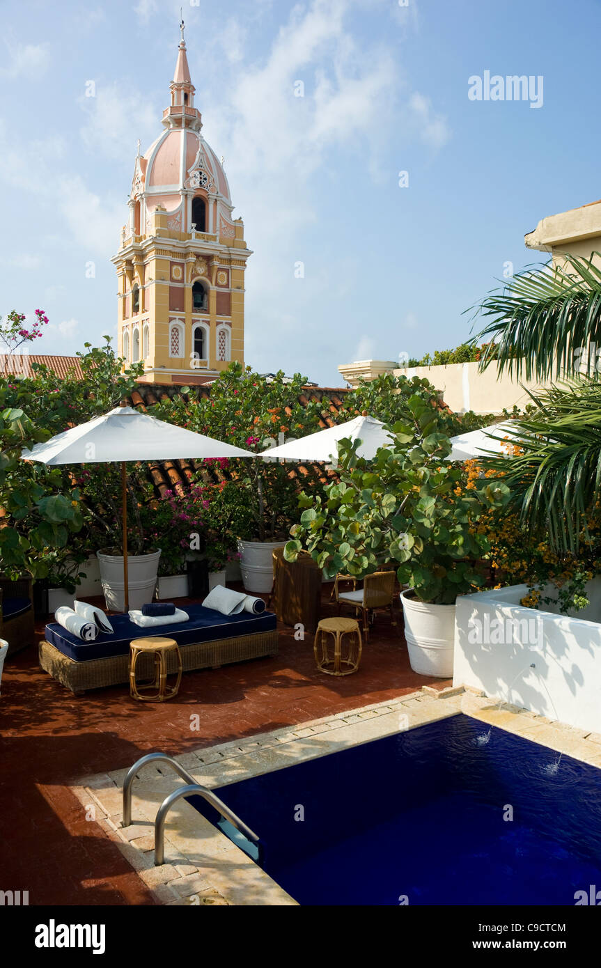 La tour de la cathédrale de Carthagène Banque D'Images