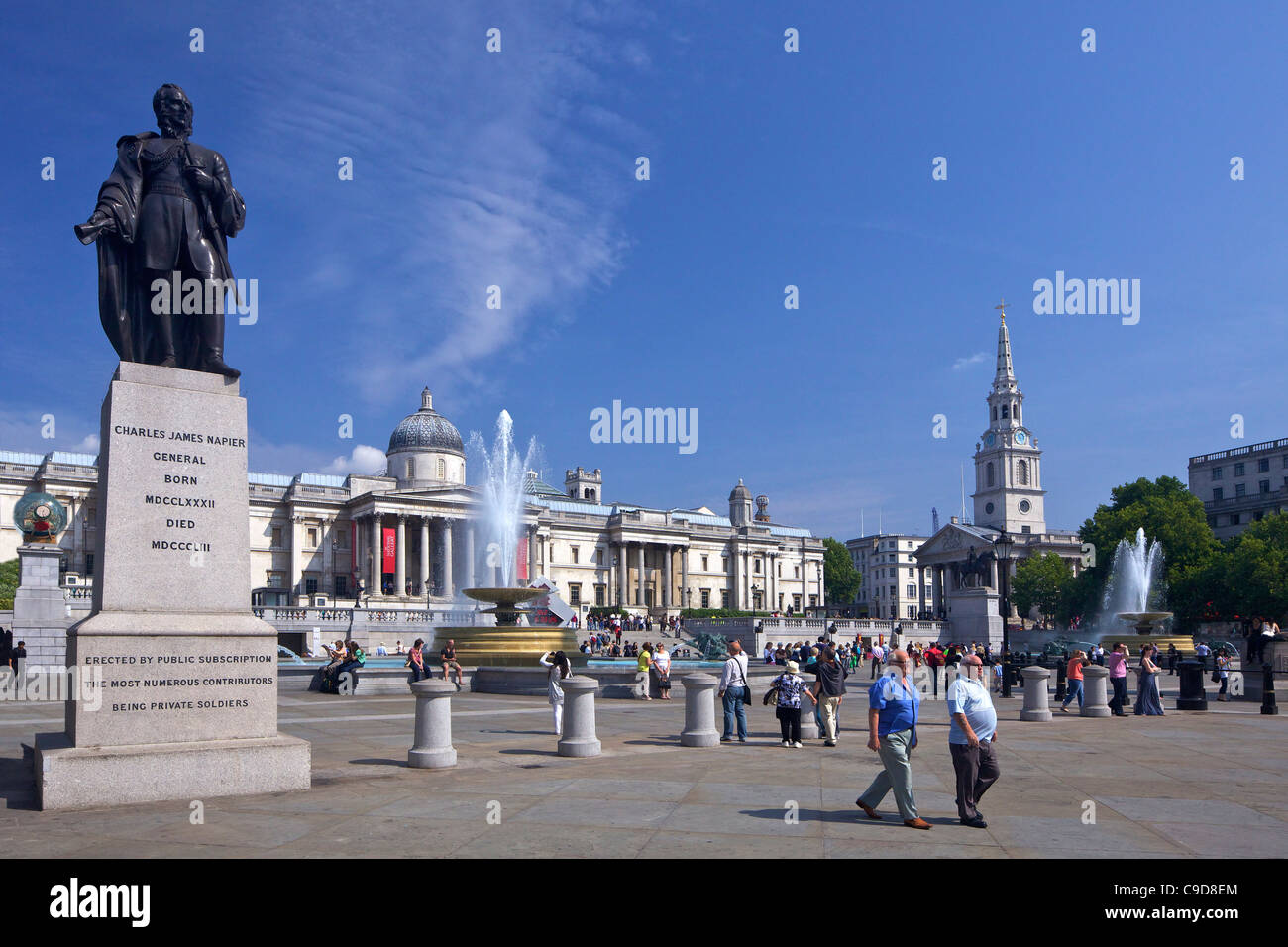 Statue de Charles James Napier à Trafalgar Square, le soleil d'été, Londres, Angleterre, Royaume-Uni, Royaume-Uni, GO, Grande-Bretagne, Br Banque D'Images