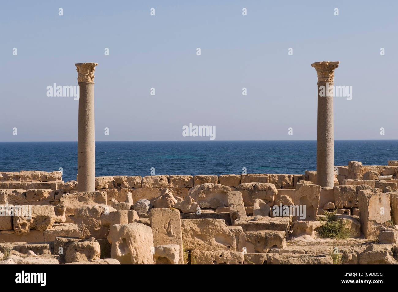 Ruines de bâtiments d'une ancienne ville romaine, Sabratha, la Tripolitaine, la Libye Banque D'Images