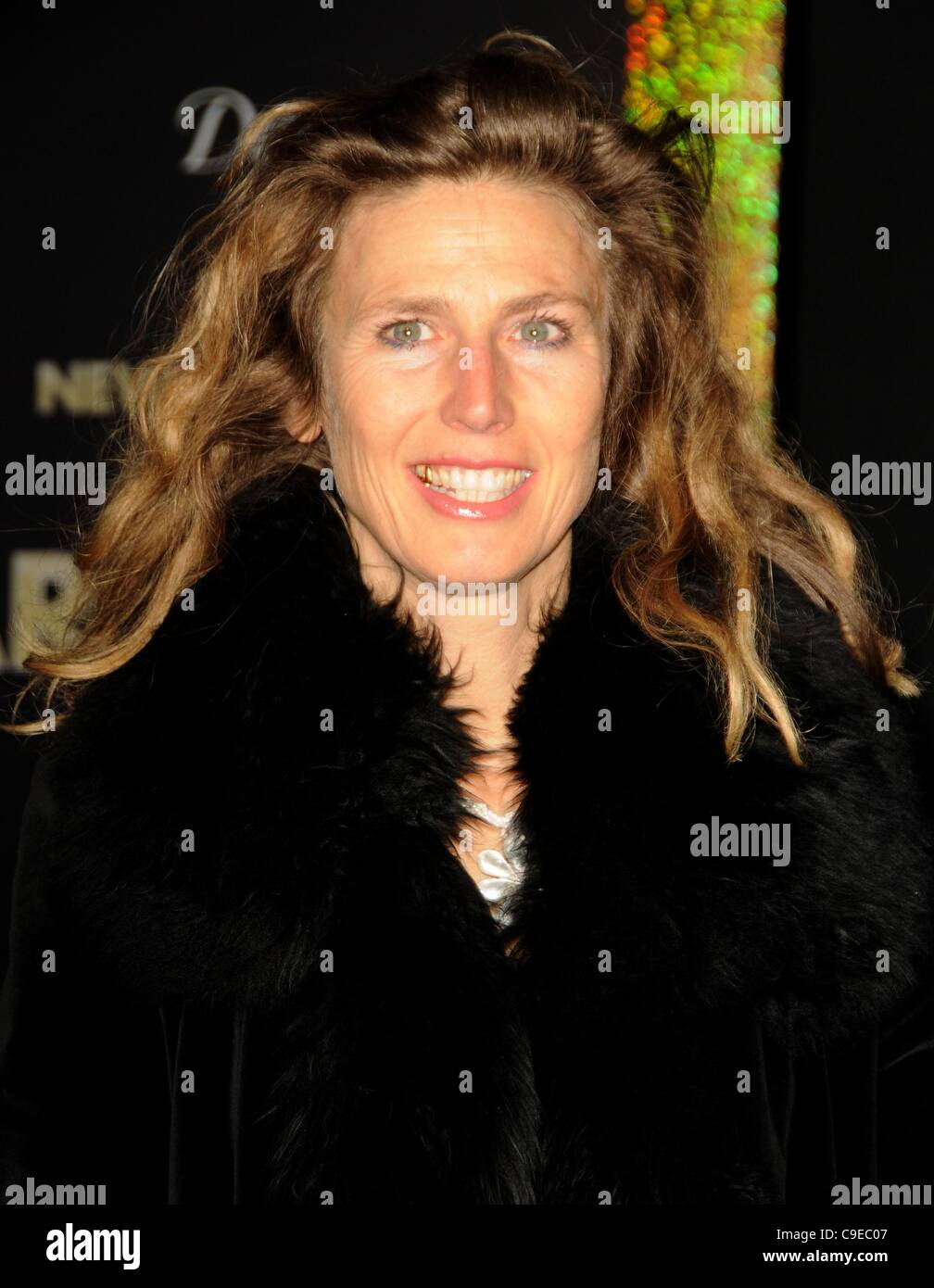 Sophie B. Hawkins au niveau des arrivées pour le NOUVEL AN Premiere, le Grauman's Chinese Theatre, Los Angeles, CA le 5 décembre 2011. Photo par : Dee Cercone/Everett Collection Banque D'Images