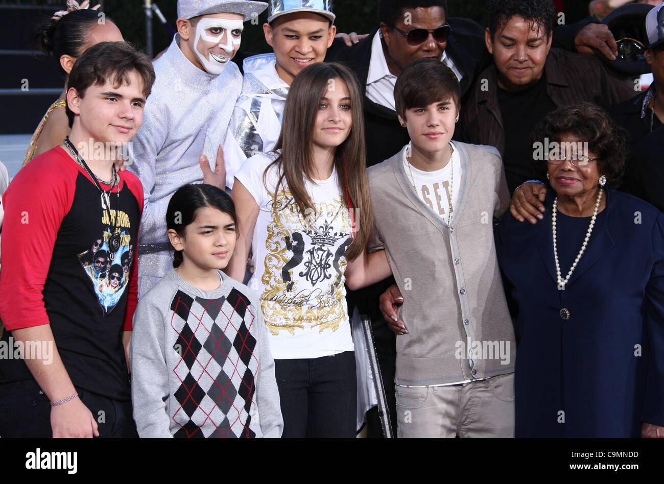 PRINCE JACKSON BLANKET JACKSON PARIS JACKSON JUSTIN BIEBER JACKIE JACKSON ET KATHERINE JACKSON MICHAEL JACKSON PART ET FOOTP Banque D'Images
