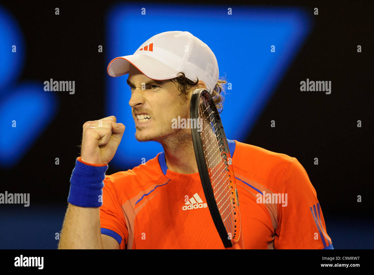 27 janvier 2012 - Melbourne, Australie - Grande Bretagne's Andy Murray réagit après avoir remporté un match lors de la demi-finale hommes match le jour 12 de l'Open d'Australie 2012 à Melbourne Park. (Crédit Image : © Sydney/faible/ZUMAPRESS.com) Southcreek Banque D'Images