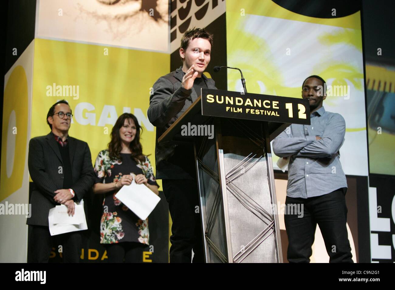 Colin Trevorrow (Directeur - Sécurité non garantie) présents à Sundance Film Festival 2012 Cérémonie de remise des prix, des loisirs du bassin Field House, Park City, UT le 28 janvier 2012. Photo par : James Atoa/Everett Collection Banque D'Images