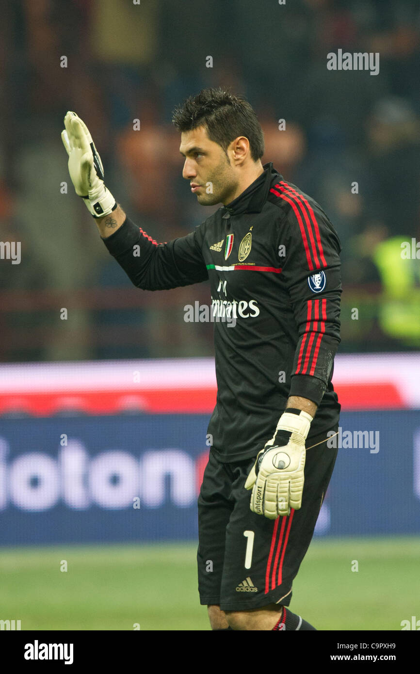 Marco Amelia (Milan), 8 février 2012 - Football : Coppa Italia (TIM tasse) Demi-finales 1ère manche match entre l'AC Milan 1-2 la Juventus au Stadio Giuseppe Meazza de Milan, Italie. (Photo par Enrico Calderoni/AFLO SPORT) [0391] Banque D'Images