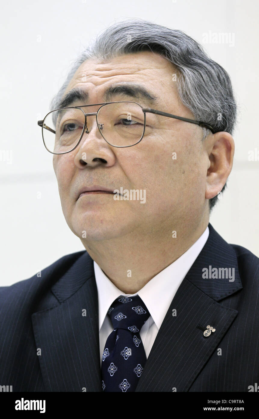 13 février 2012 - Tokyo, Japon - Président de Tokyo Electric Power Company (TEPCO) TOSHIO NISHIZAWA assiste à une conférence de presse au siège de la société à Tokyo, Japon. (Crédit Image : © Akira Suzuki/Jana Press/ZUMAPRESS.com) Banque D'Images