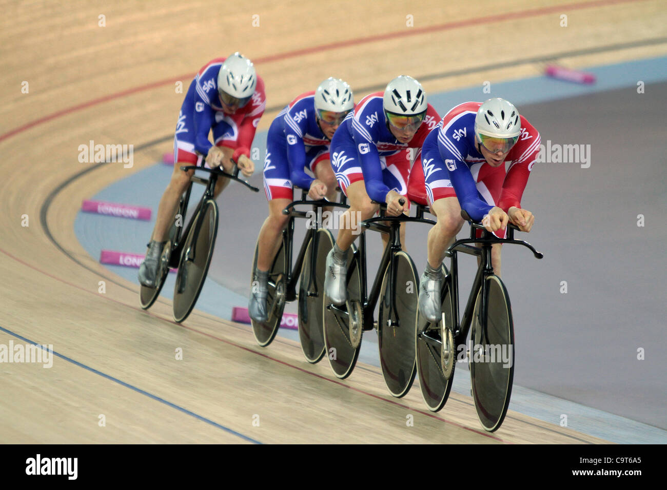 Coupe du Monde UCI sur piste en poursuite par équipes du Vélodrome Olympique de Londres Royaume-Uni 16 février 2012 Banque D'Images