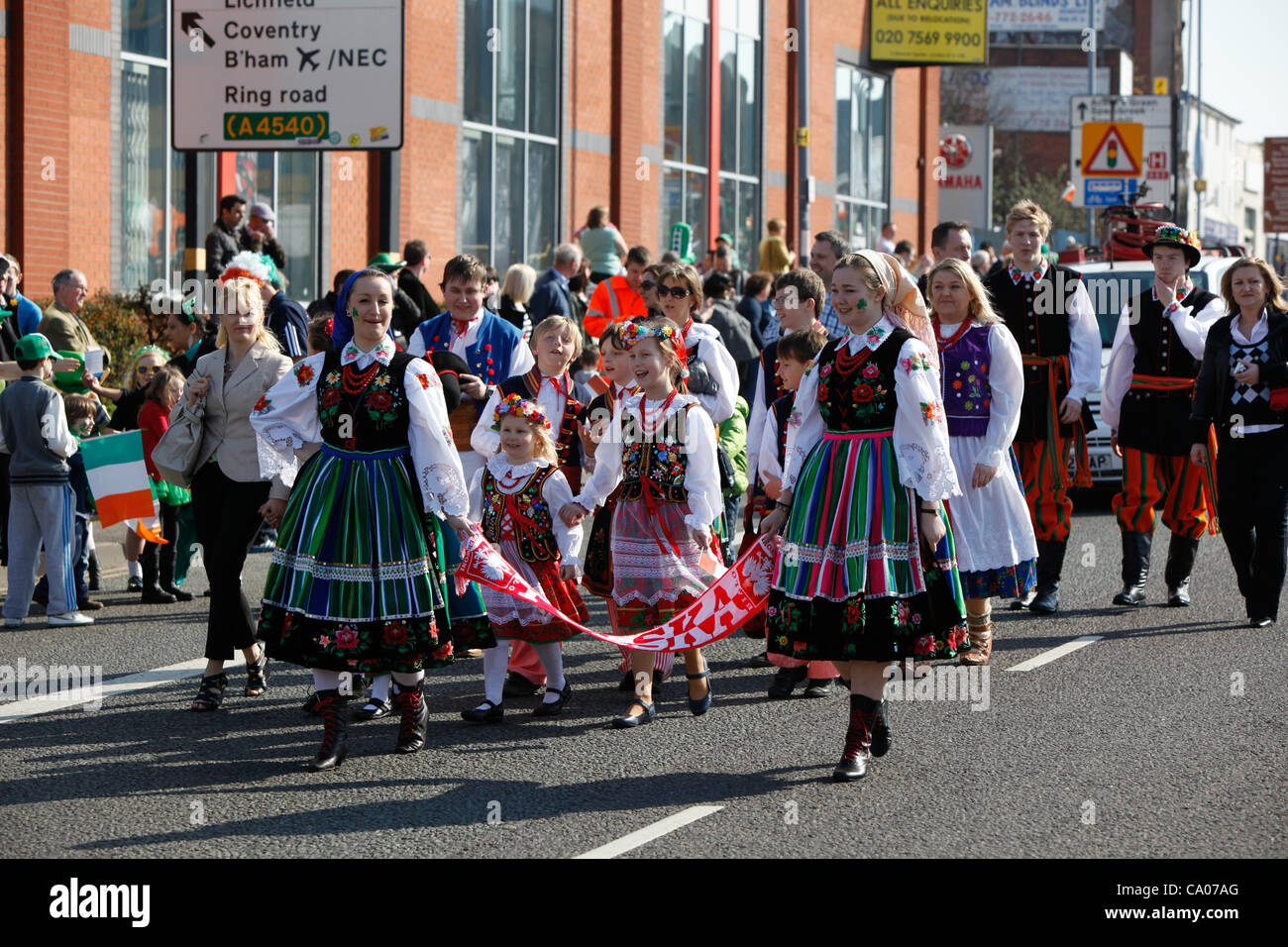 Traditional irish dance dress Banque de photographies et d'images à haute  résolution - Alamy