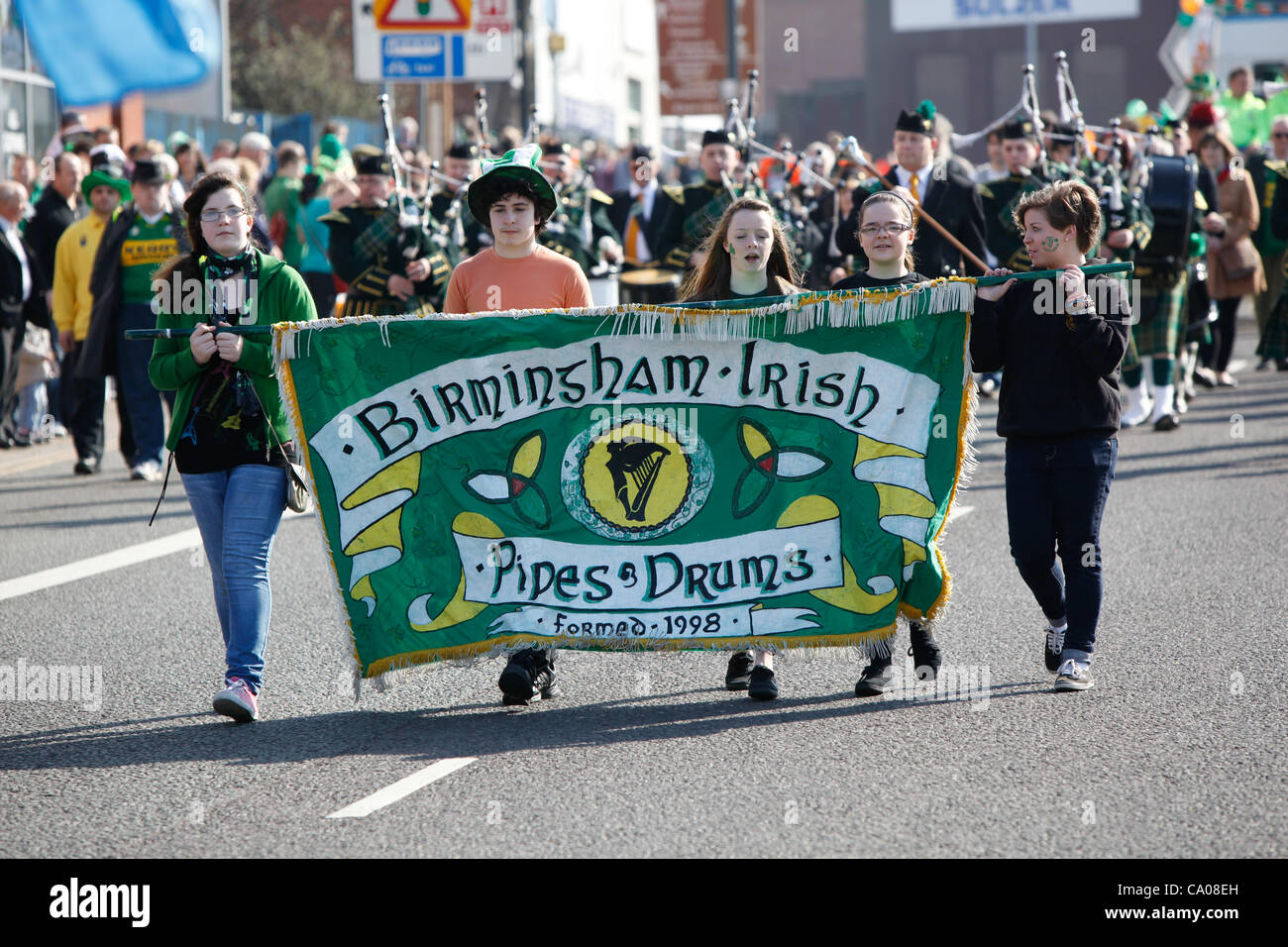 St Patrick's Day Parade à Birmingham au Royaume-Uni. Banque D'Images