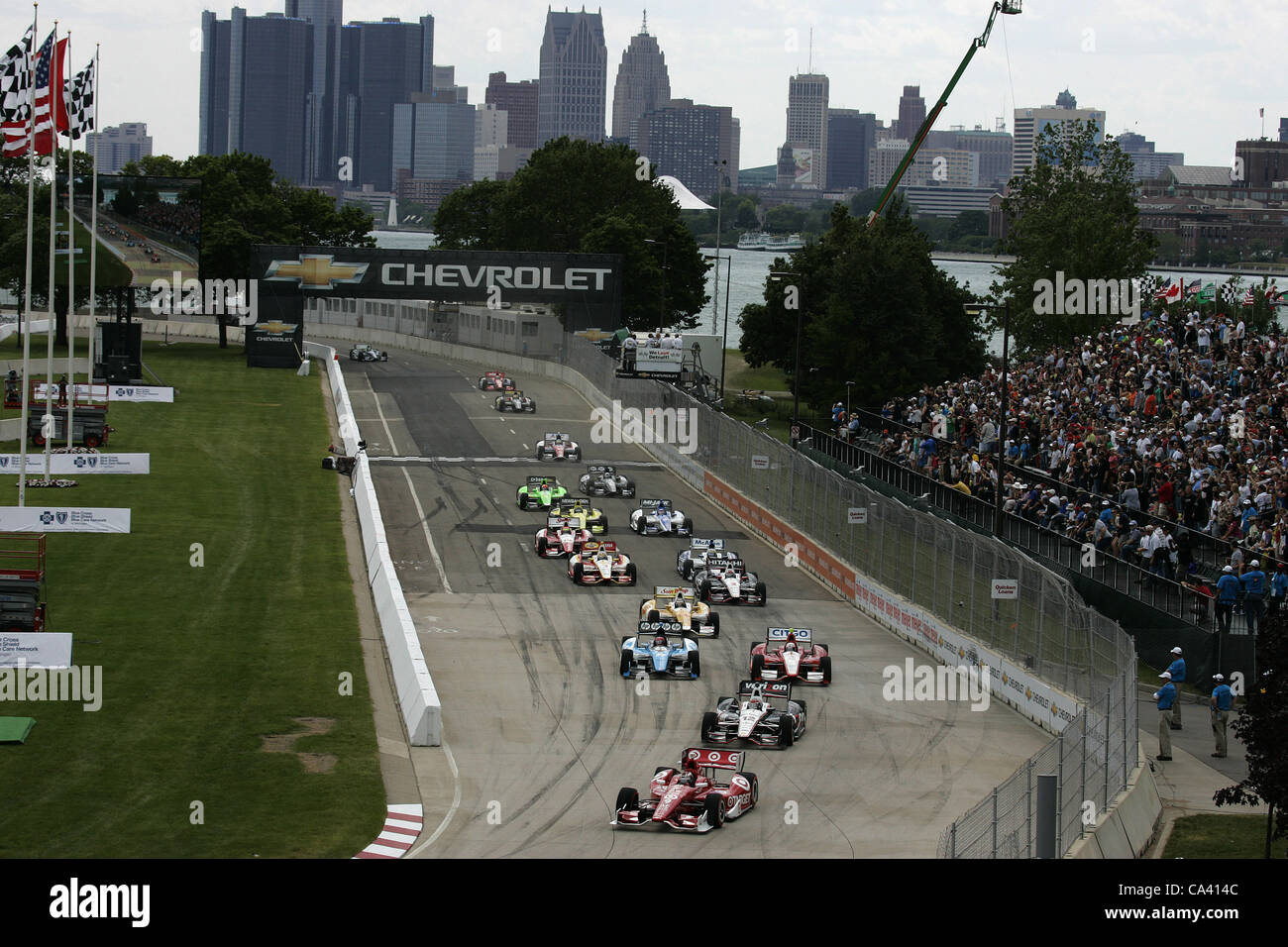 3 juin 2012 - Detroit, Michigan, États-Unis - IZOD Indycar Series, Chevrolet Detroit Grand Prix de Belle Isle, Detroit, MI, 1-3 juin 2012, Début, SCOTT DIXON, Target Chip Ganassi Racing Honda ,VA POUVOIR, Verizon équipe Penske Chevrolet, Simon Pagenaud, Schmidt Hamilton Motorsports Honda HP ,E.J. VISO, CITGO/P Banque D'Images