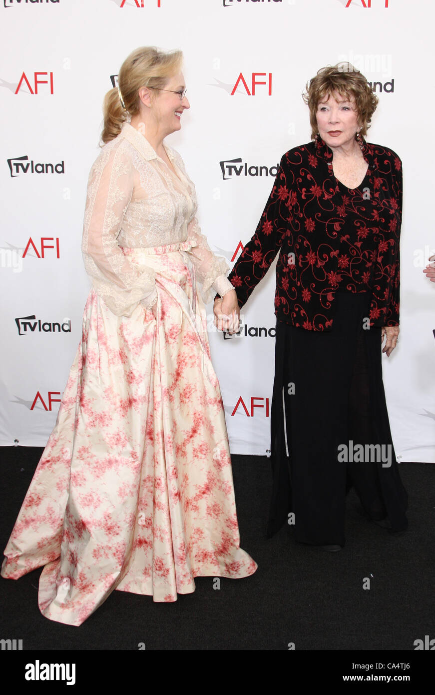 MERYL STREEP & Shirley Maclaine 2012 TV LAND PRÉSENTE. Jean DUTOURD HOMMAGE À Shirley Maclaine CULVER CITY LOS ANG Banque D'Images