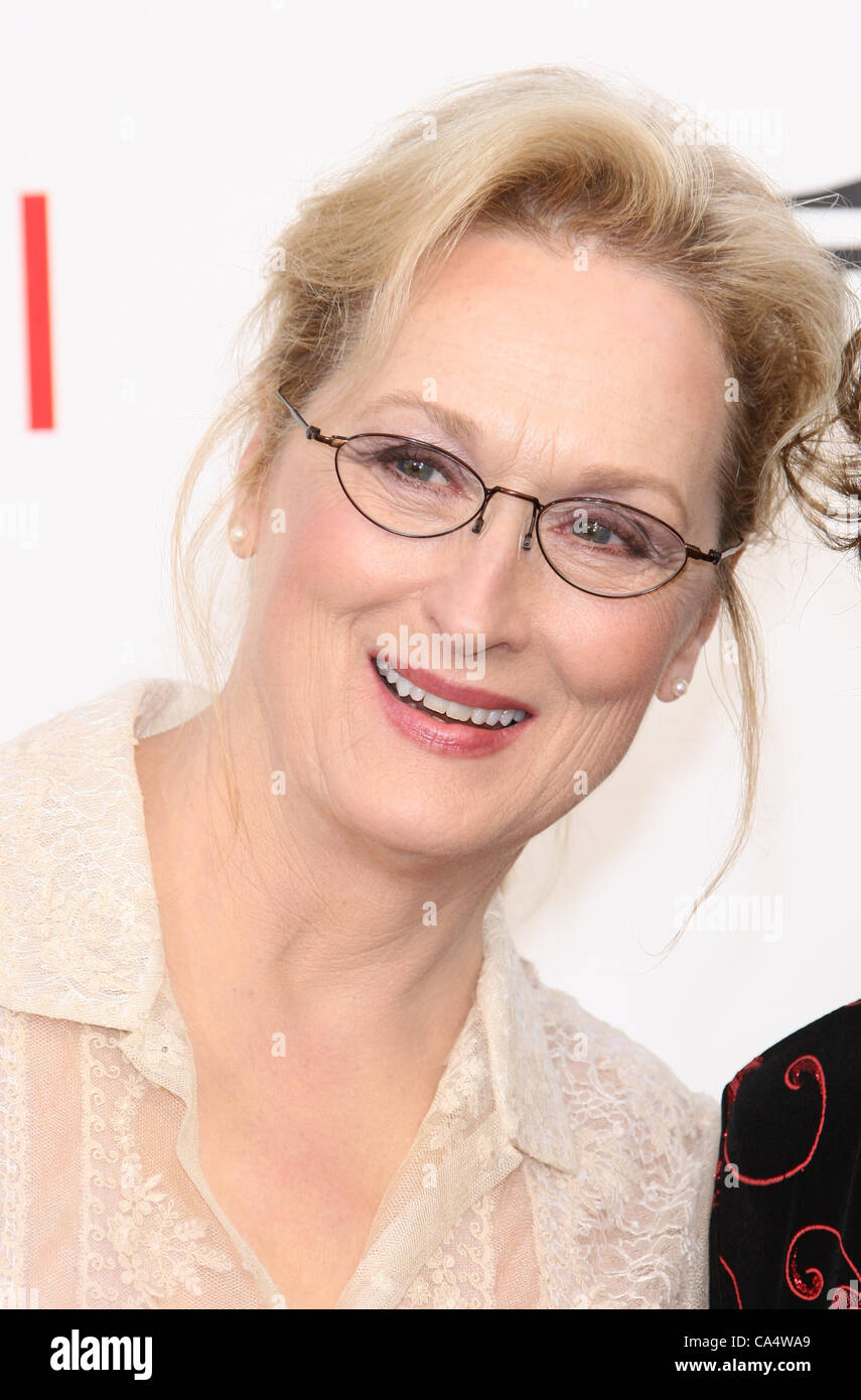 MERYL STREEP 2012 TV LAND PRÉSENTE. Jean DUTOURD HOMMAGE À Shirley Maclaine CULVER CITY LOS ANGELES CALIFORNIA U Banque D'Images