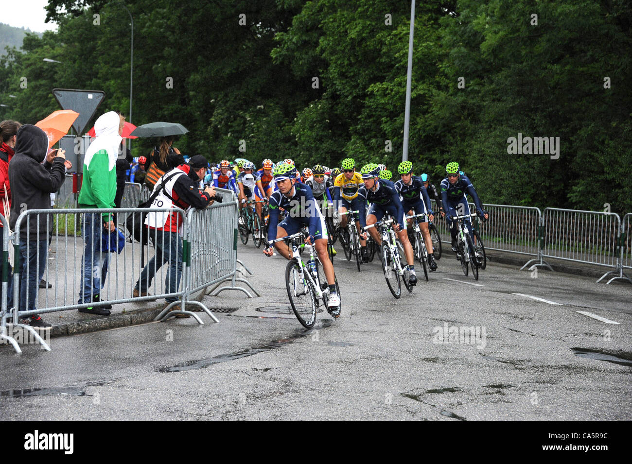 12.06.2012. Aarbrg, Suisse. Tour de Suisse, l'étape 04 - Aarberg Trimbach, Movistar 2012, Faria Da Costa Rui Alberto, Trimbach Banque D'Images 12.06.2012. Aarbrg, Suisse. Tour de Suisse, l'étape 04 - Aarberg Trimbach, Movistar 2012, Faria Da Costa Rui Alberto, Trimbach Banque D'Images