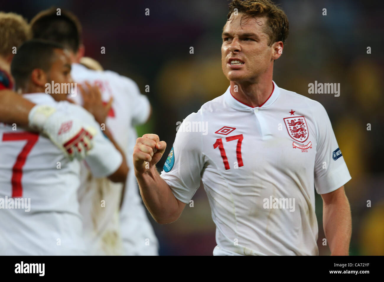 SCOTT PARKER LE SIFFLET FINAL L'ANGLETERRE V L'UKRAINE EURO 2012 DONBASS ARENA DONETSK UKRAINE Ukraine 19 juin 2012 Banque D'Images