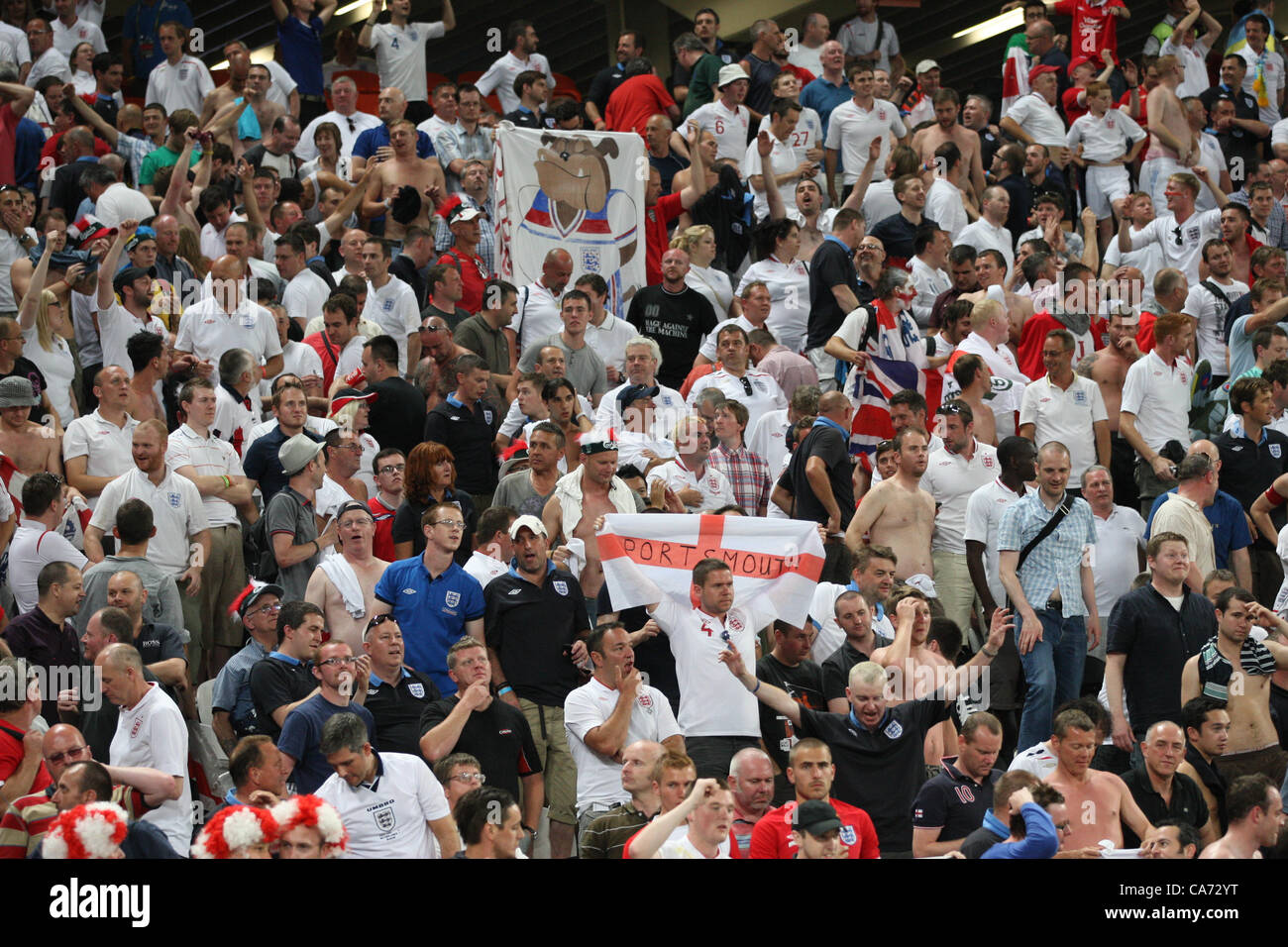 L'ANGLETERRE SUR DES FANS de sifflet final l'Angleterre v l'UKRAINE EURO 2012 UKRAINE UKRAINE DONETSK DONBASS ARENA 19 Juin 2012 Banque D'Images