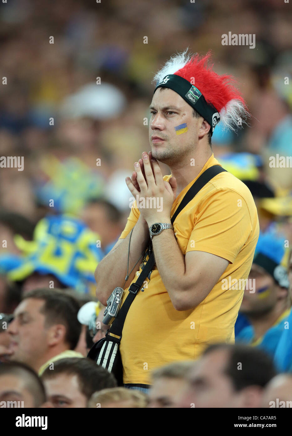 L'ANGLETERRE V VENTILATEUR découragé l'UKRAINE Ukraine DONBAS ARENA DONETSK UKRAINE 19 Juin 2012 Banque D'Images