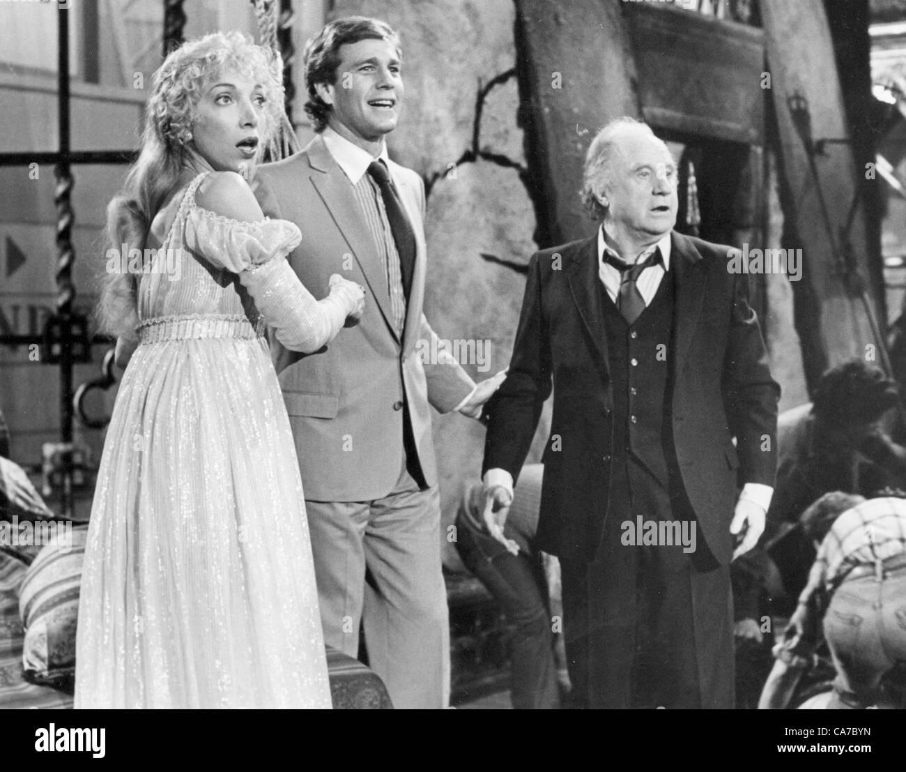 MARIANGELA MELATA, Ryan O'NEAL et Jack Warden dans ''SI BIEN''. TV-film Still Image Crédit :(Â© Globe Photos/ZUMAPRESS.com) Banque D'Images
