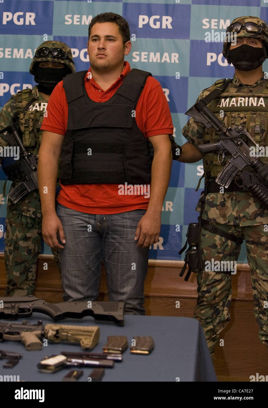 21 juin, 2012 Mexico, District Fédéral, Mexique Jésus Alfredo Guzman Salazar le fils de