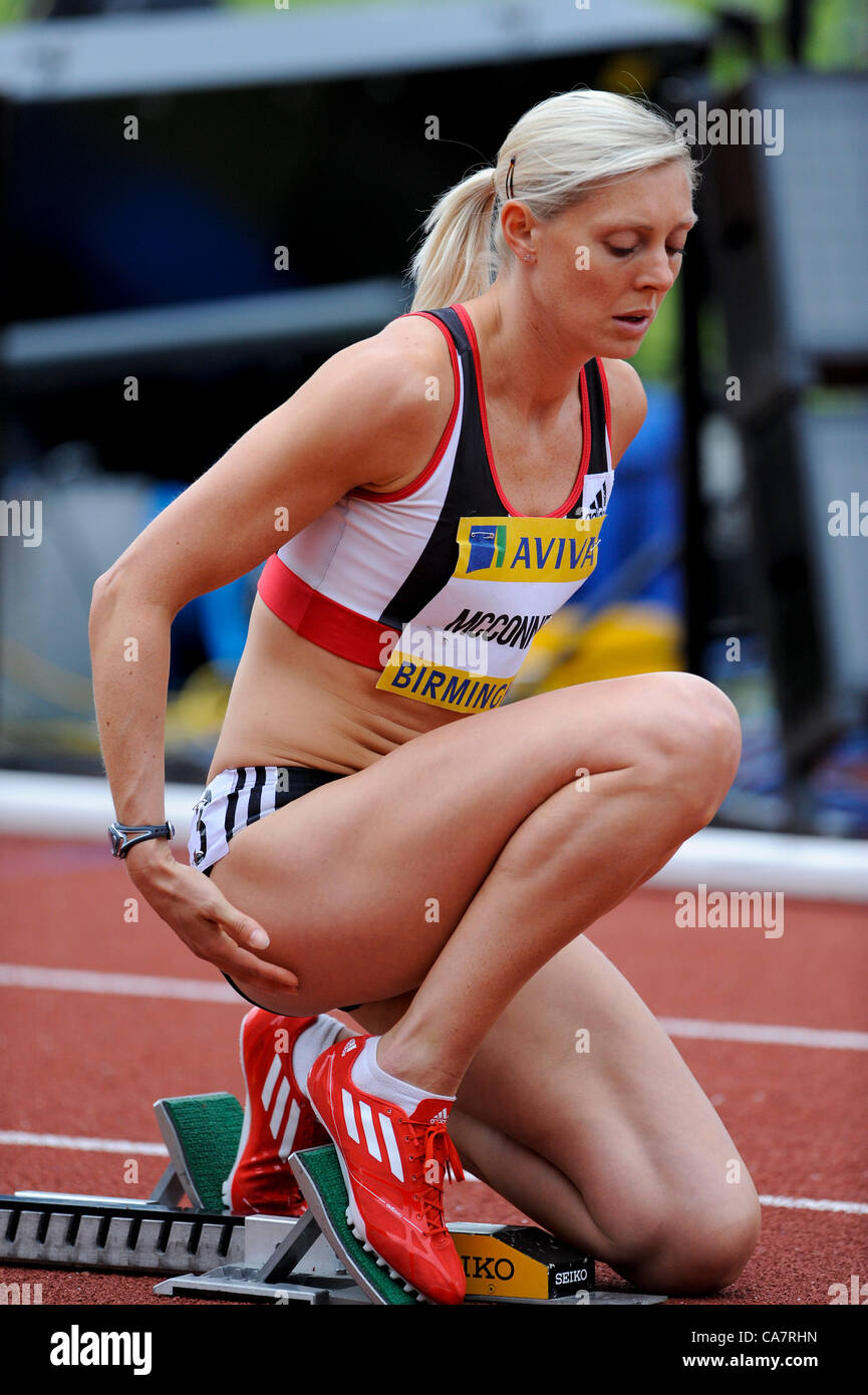 23.06.2012 Birmingham, Angleterre. AVIVA 2012 Athlétisme, essais olympiques. Lee MCConnell, Women's 400 Metersin l'action au stade d'Alexandre. Banque D'Images