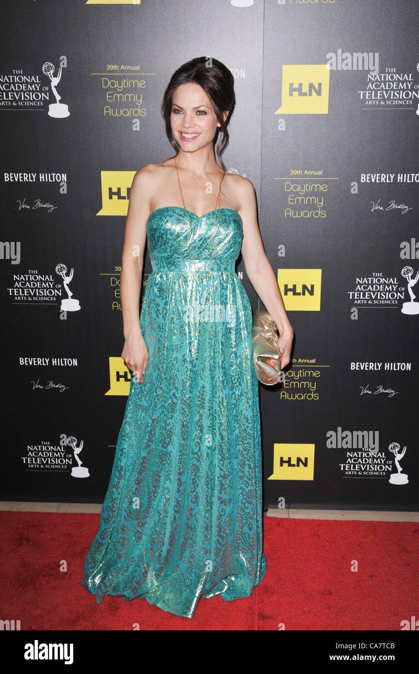 Molly Burnett aux arrivées pour pendant la journée, animation Creative Arts Emmy Awards, Beverly Hilton Hotel, Los Angeles, CA, 23 juin 2012. Photo par : Elizabeth Goodenough/Everett Collection/Alamy Live News Banque D'Images