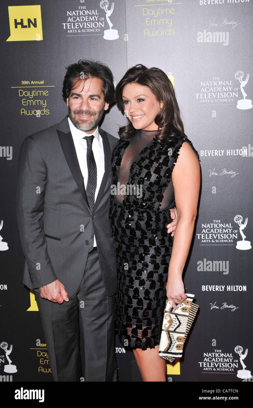 Rachael Ray aux arrivées pour pendant la journée, animation Creative Arts Emmy Awards, Beverly Hilton Hotel, Los Angeles, CA, 23 juin 2012. Photo par : Elizabeth Goodenough/Everett Collection/Alamy Live News Banque D'Images