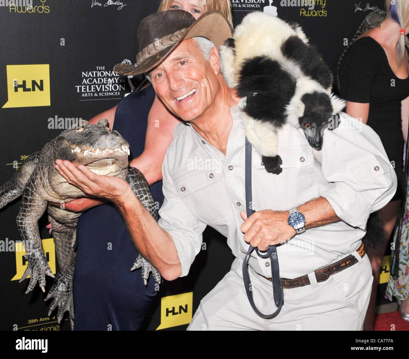 Jack Hanna aux arrivées pour pendant la journée, animation Creative Arts Emmy Awards, Beverly Hilton Hotel, Los Angeles, CA, 23 juin 2012. Photo par : Elizabeth Goodenough/Everett Collection/Alamy Live News Banque D'Images