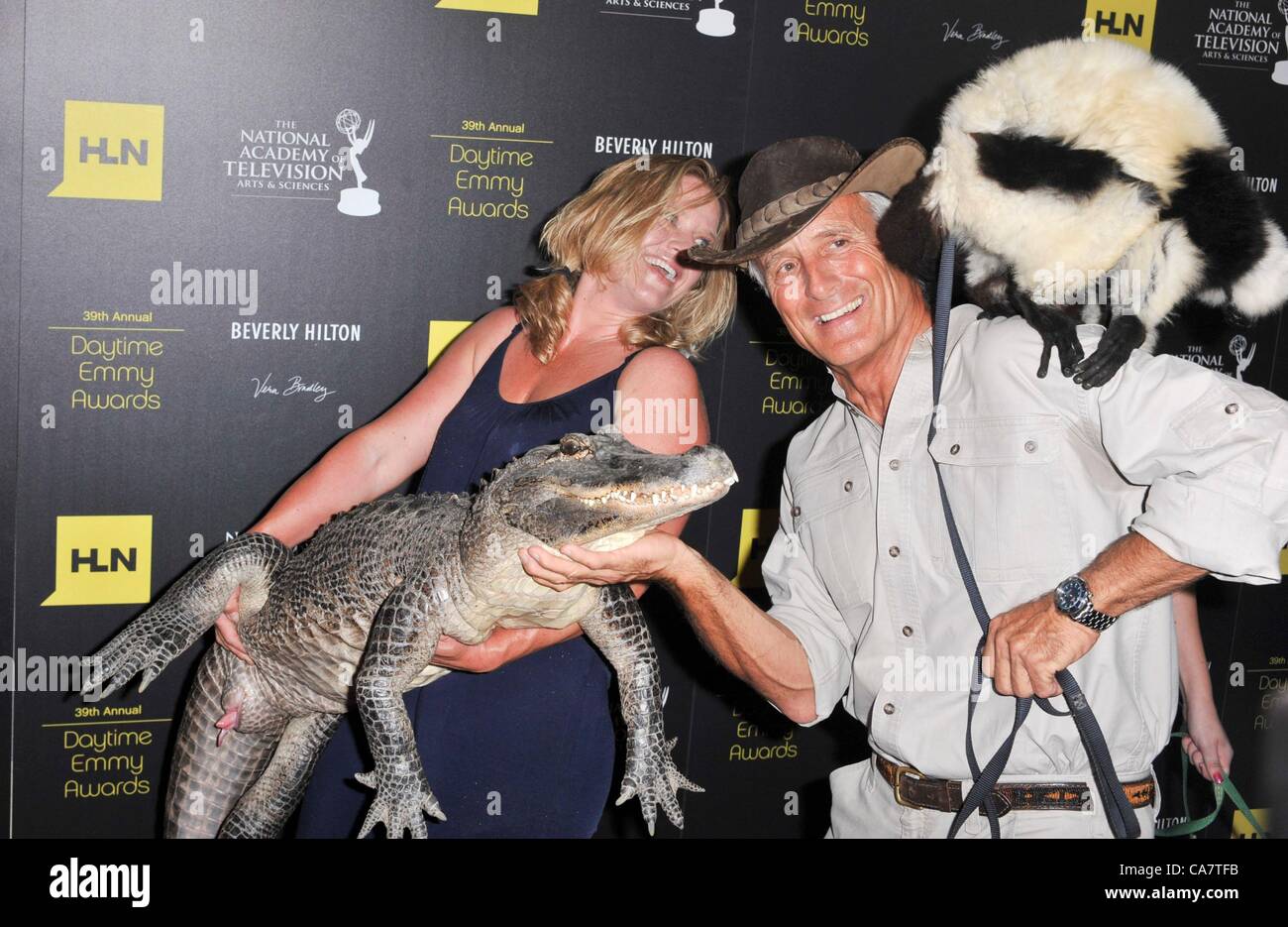 Jack Hanna aux arrivées pour pendant la journée, animation Creative Arts Emmy Awards, Beverly Hilton Hotel, Los Angeles, CA, 23 juin 2012. Photo par : Elizabeth Goodenough/Everett Collection/Alamy Live News Banque D'Images