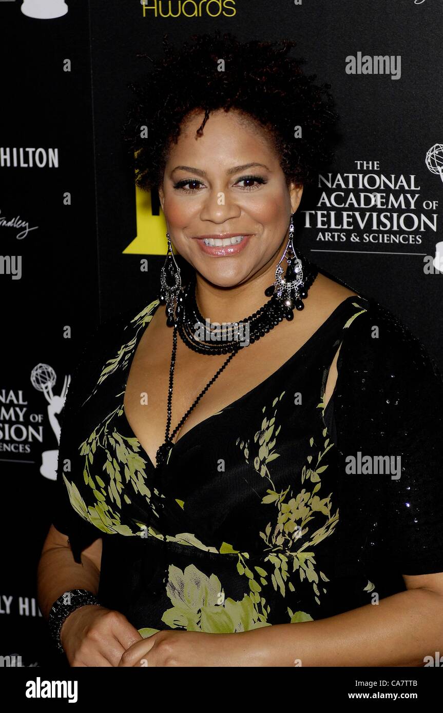 Kim Coles au pour les arrivées pendant la journée, animation Creative Arts Emmy Awards, Beverly Hilton Hotel, Los Angeles, CA, 23 juin 2012. Photo par : Michael Germana/Everett Collection/Alamy Live News Banque D'Images