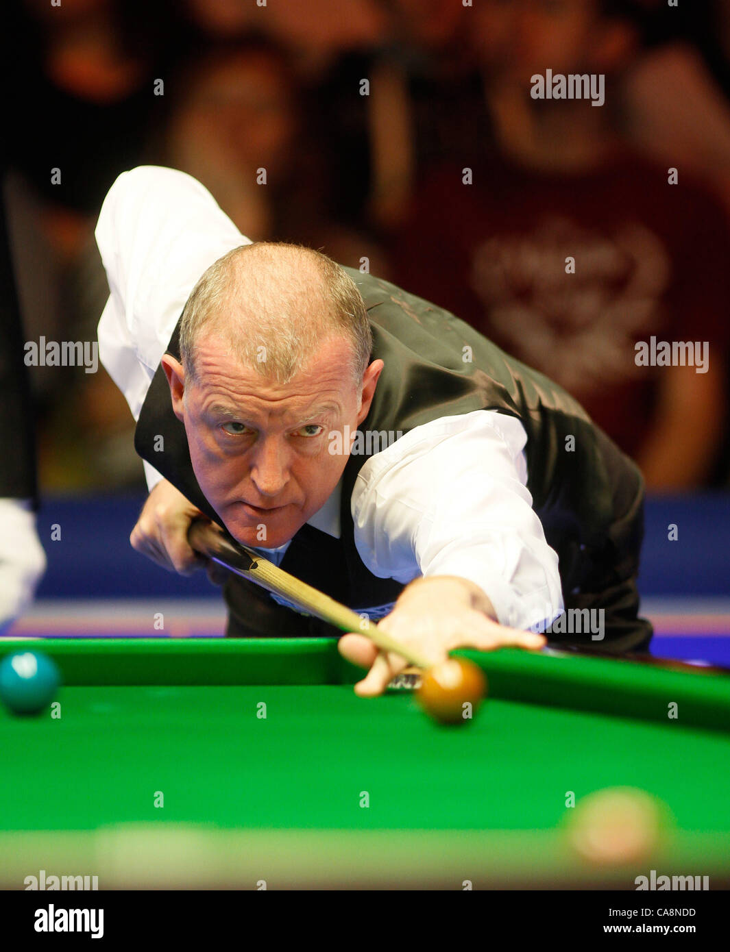 STEVE DAVIS UK SNOOKER CHAMPIONSHIP YORK BARBICAN YORK Angleterre 04 Décembre 2011 Banque D'Images