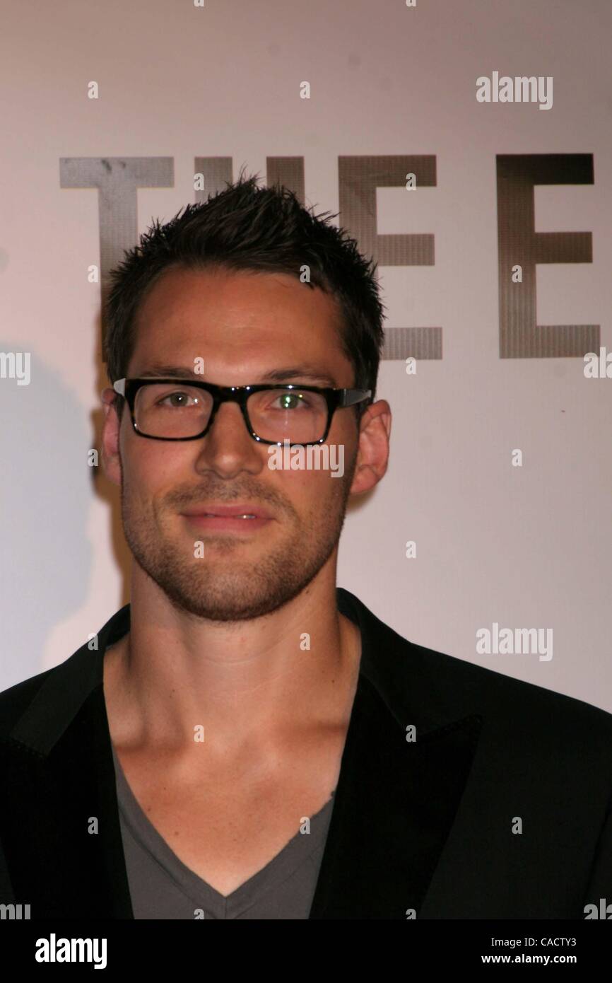 Le 11 août 2010 - Hollywood, Californie, États-Unis - ''l'usure'' Premiere.Las Vegas Planet Hollywood Resort Casino, Las Vegas, NV 08-11-2010. 2010.David Cudmore.K66112EG.(Image Crédit : Â© Ed Geller/Globe Photos/ZUMApress.com) Banque D'Images