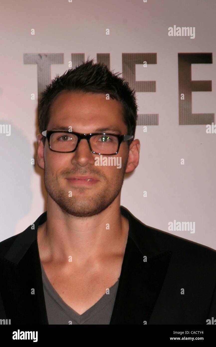 Le 11 août 2010 - Hollywood, Californie, États-Unis - ''l'usure'' Premiere.Las Vegas Planet Hollywood Resort Casino, Las Vegas, NV 08-11-2010. 2010.David Cudmore.K66112EG.(Image Crédit : Â© Ed Geller/Globe Photos/ZUMApress.com) Banque D'Images