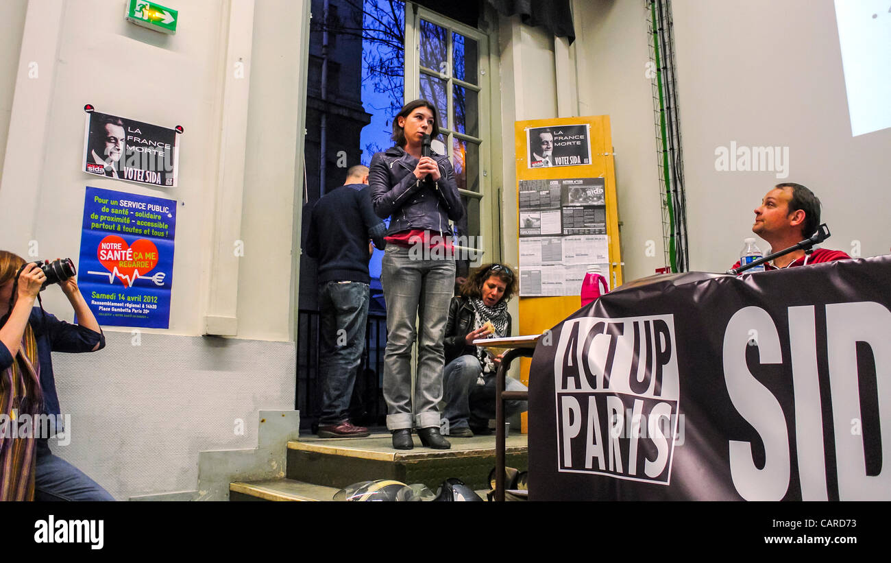 Paris, France, élections présidentielles 2012, les candidats à la réunion des représentants GLBT, Act Up Paris, pour discuter de questions de santé et de société, Morgan, président ONG Strass, groupe militant de la prostitution Banque D'Images