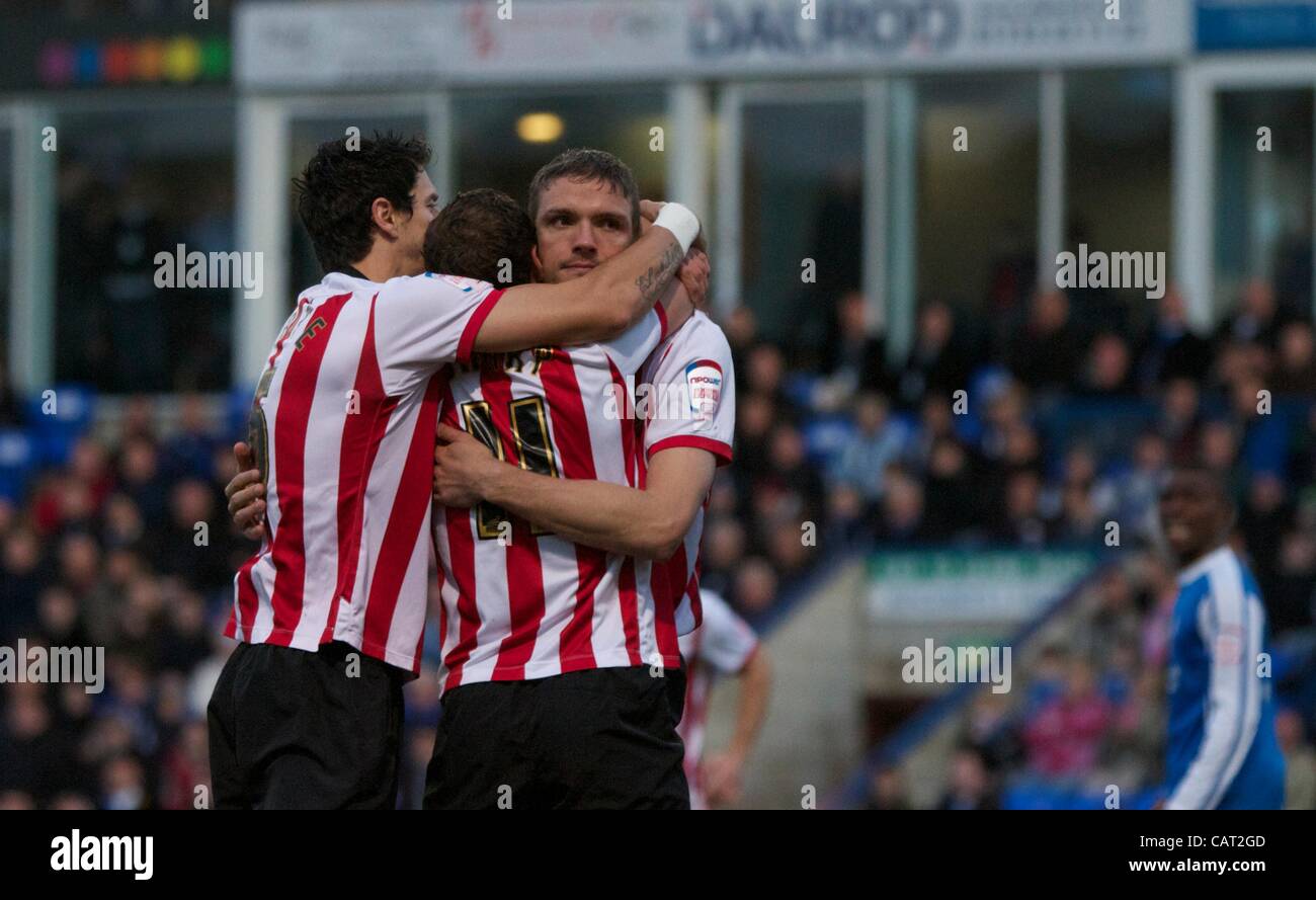17.04.12 Peterborough, en Angleterre. Hooievld celebreate Jos son but durant le match de championnat Npower Football Association entre Peterborough et Southampton, joué à la London Road. Banque D'Images 17.04.12 Peterborough, en Angleterre. Hooievld celebreate Jos son but durant le match de championnat Npower Football Association entre Peterborough et Southampton, joué à la London Road. Banque D'Images
