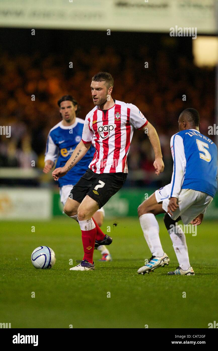 17.04.12 Peterborough, en Angleterre. Rickie Lambert en action pendant le match de championnat Npower Football Association entre Peterborough et Southampton, joué à la London Road. Banque D'Images 17.04.12 Peterborough, en Angleterre. Rickie Lambert en action pendant le match de championnat Npower Football Association entre Peterborough et Southampton, joué à la London Road. Banque D'Images