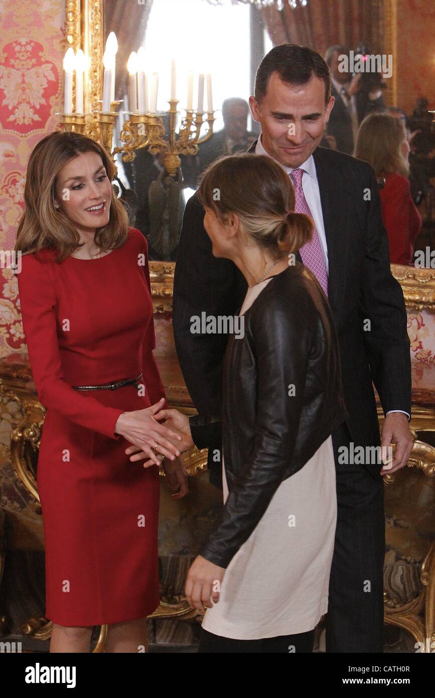 20 avril 2012 - Madrid, Espagne - La Princesse Letizia d'Espagne et le Prince Felipe d'Espagne assister à un déjeuner pour le 'Prix Cervantes 2012' au Palais Royal de Madrid (crédit Image : © Jack Abuin/ZUMAPRESS.com) Banque D'Images