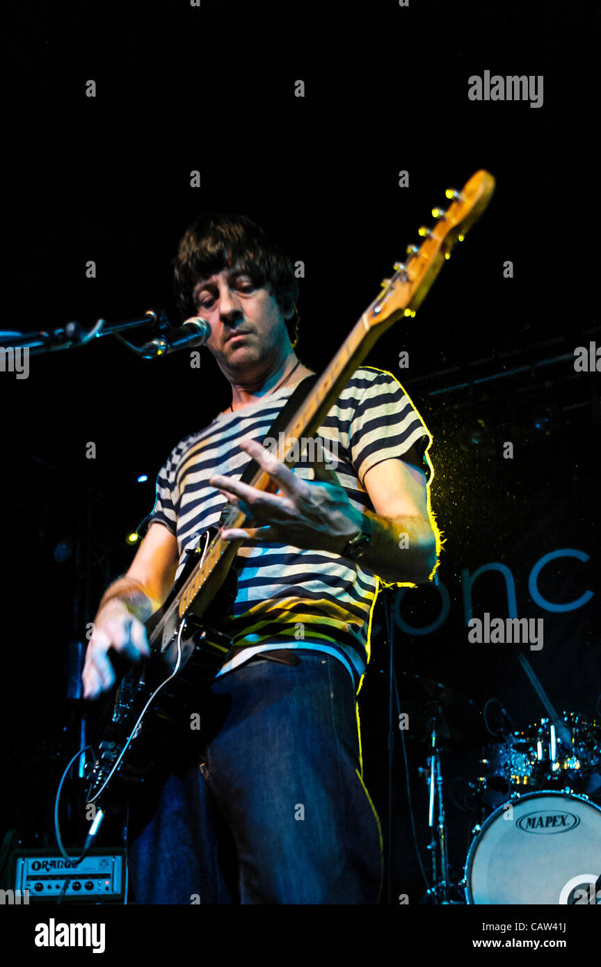 Ex-Blur guitariste Graham Coxon joue Concorde2, Brighton, le 23 avril 2012. Les personnes sur la photo : Graham Coxon. Photo par Julie Edwards/Alamy Live News Banque D'Images