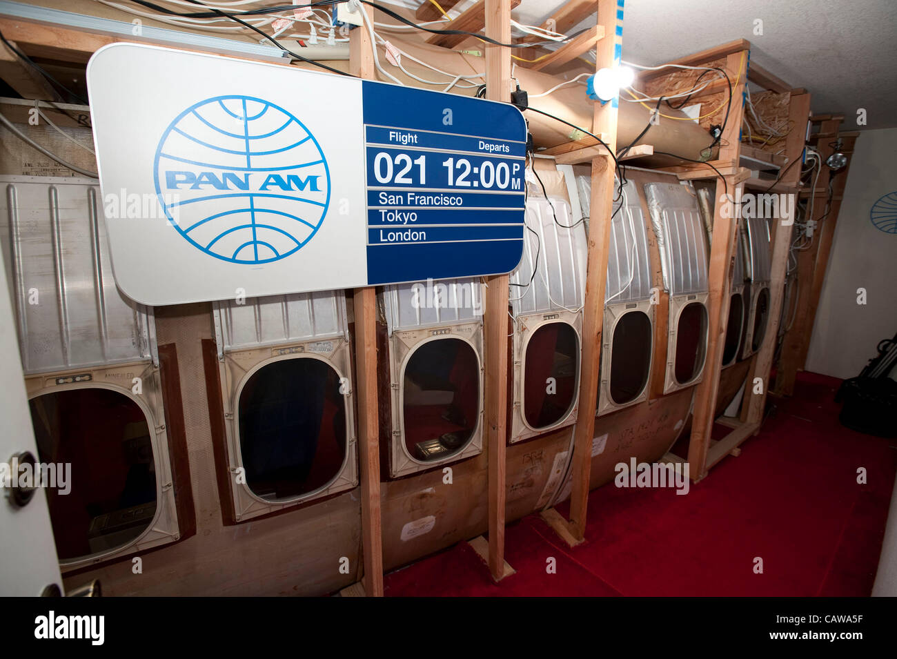 Anthony Toth a construit un Pan Am 747 vintage cabine 1ère classe dans son garage à l'aide de pièces récupérées d'origine. Toth, de Redondo Beach, Californie, USA, espère la cabine va devenir un musée. Banque D'Images