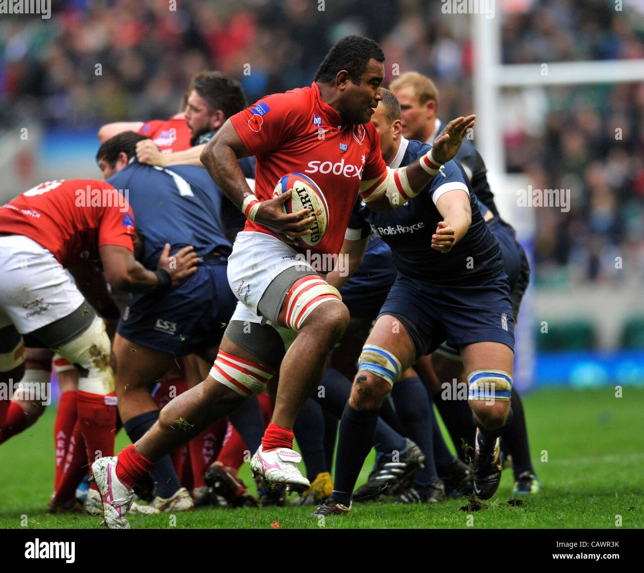 28.4.12. Twickenham, Angleterre. Joe LCpl de kava Armée en action au cours de la v armée marine pour le Trophée Babcock au stade de Twickenham, London, Angleterre. 28 avril 2012 Banque D'Images