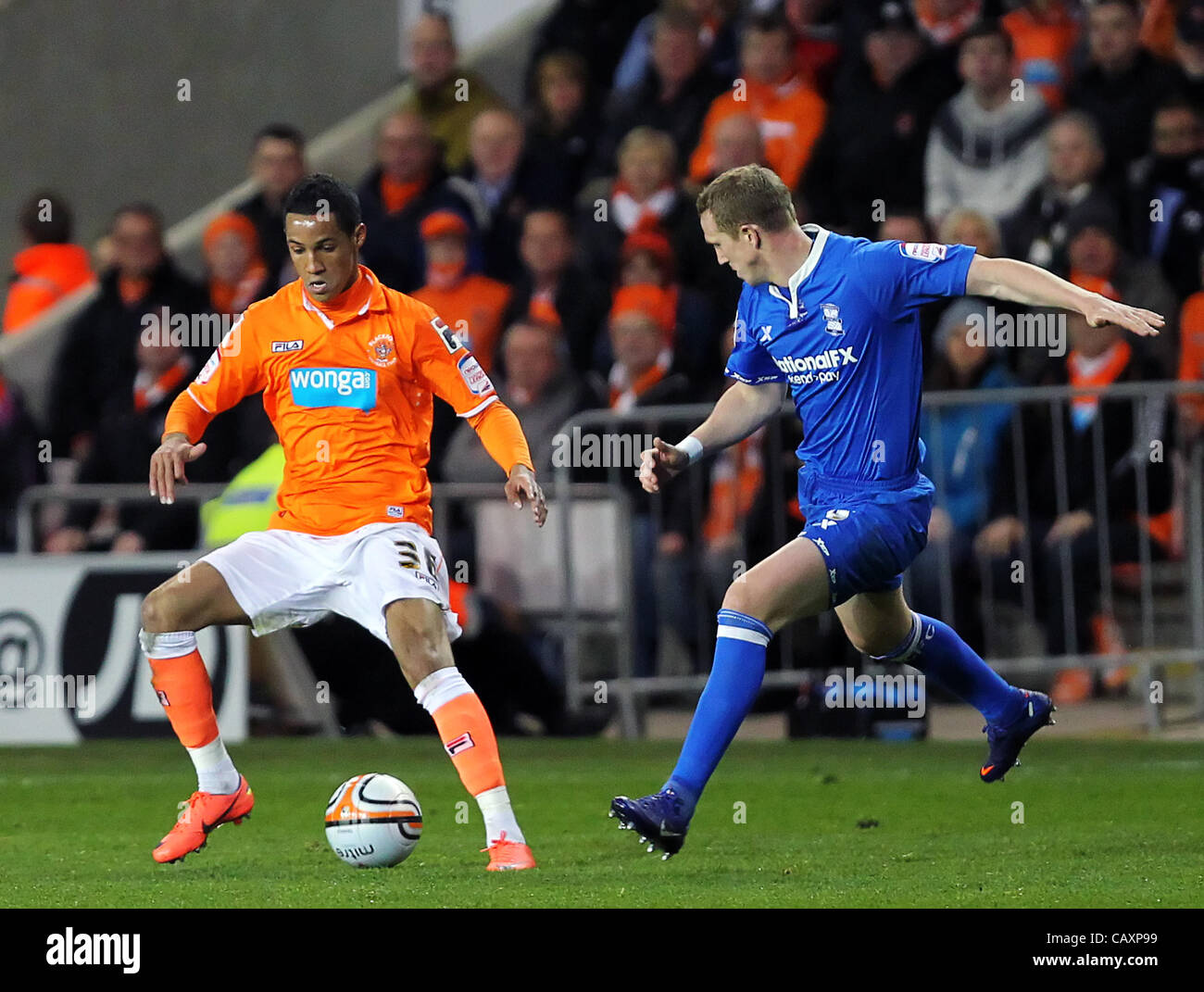 04.05.2012 Blackpool, Angleterre. Blackpool v Birmingham City. Le milieu de terrain anglais de Blackpool, Tom Ince en action pendant la NPower Championship Match Play Off joué à Bloomfield Road. Banque D'Images