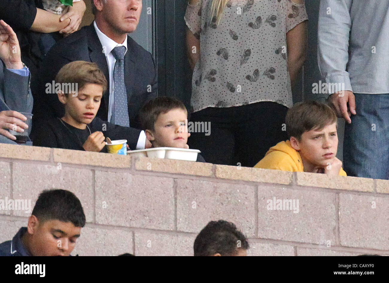 Los Angeles, Californie, États-Unis. 05 mai, 2012. Romeo, Cruz et Brooklyn Beckham au LA Galaxy v Red Bulls de New York à Los Angeles, CA Banque D'Images