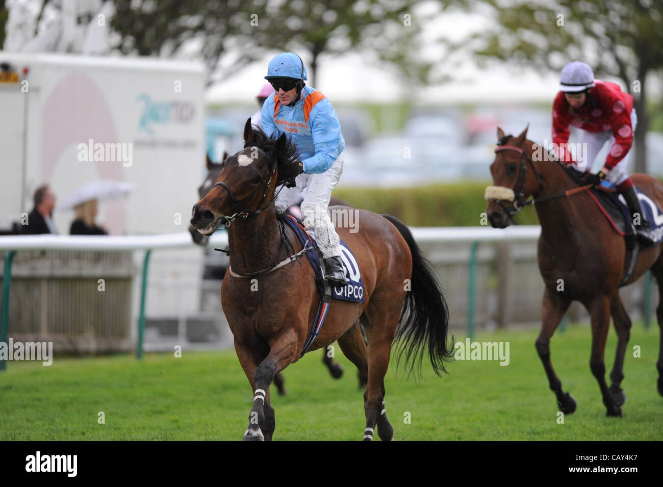 06.05.2012. Newmarket, en Angleterre. Guinées de Newmarket Festival of course. Victorie de Lyphar, Kieren Fallon.Le Qatar Handicap Stakes Banque D'Images