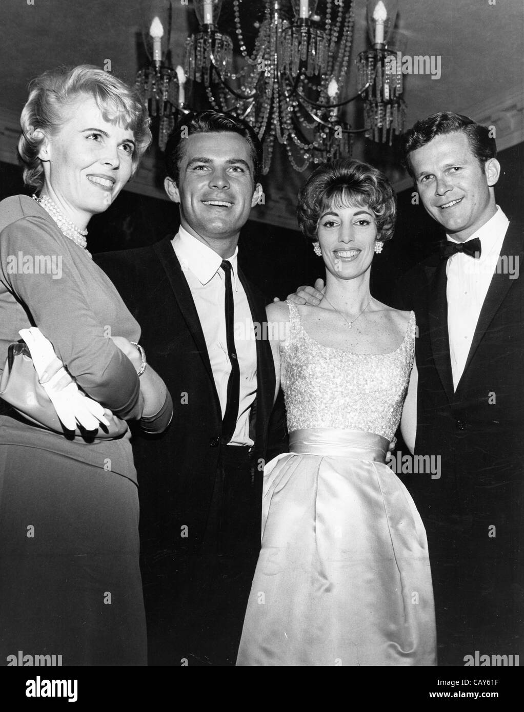 ROBERT CONRAD avec son épouse Joan Kenlay.Fourni par Photos inc.(Image