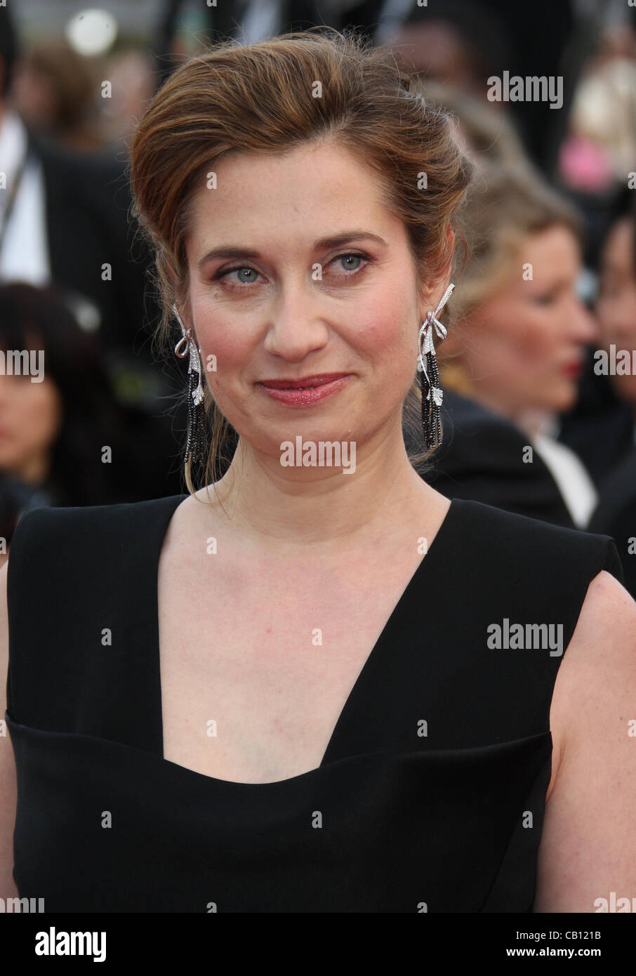 EMMANUELLE DEVOS LE DE ROUILLE ET D'OS (rouille et d'OS) Le PREMIÈRE ÉDITION DU FESTIVAL DE CANNES 2012 PALAIS DES FESTIVAL CANNES FRANCE 1 Banque D'Images